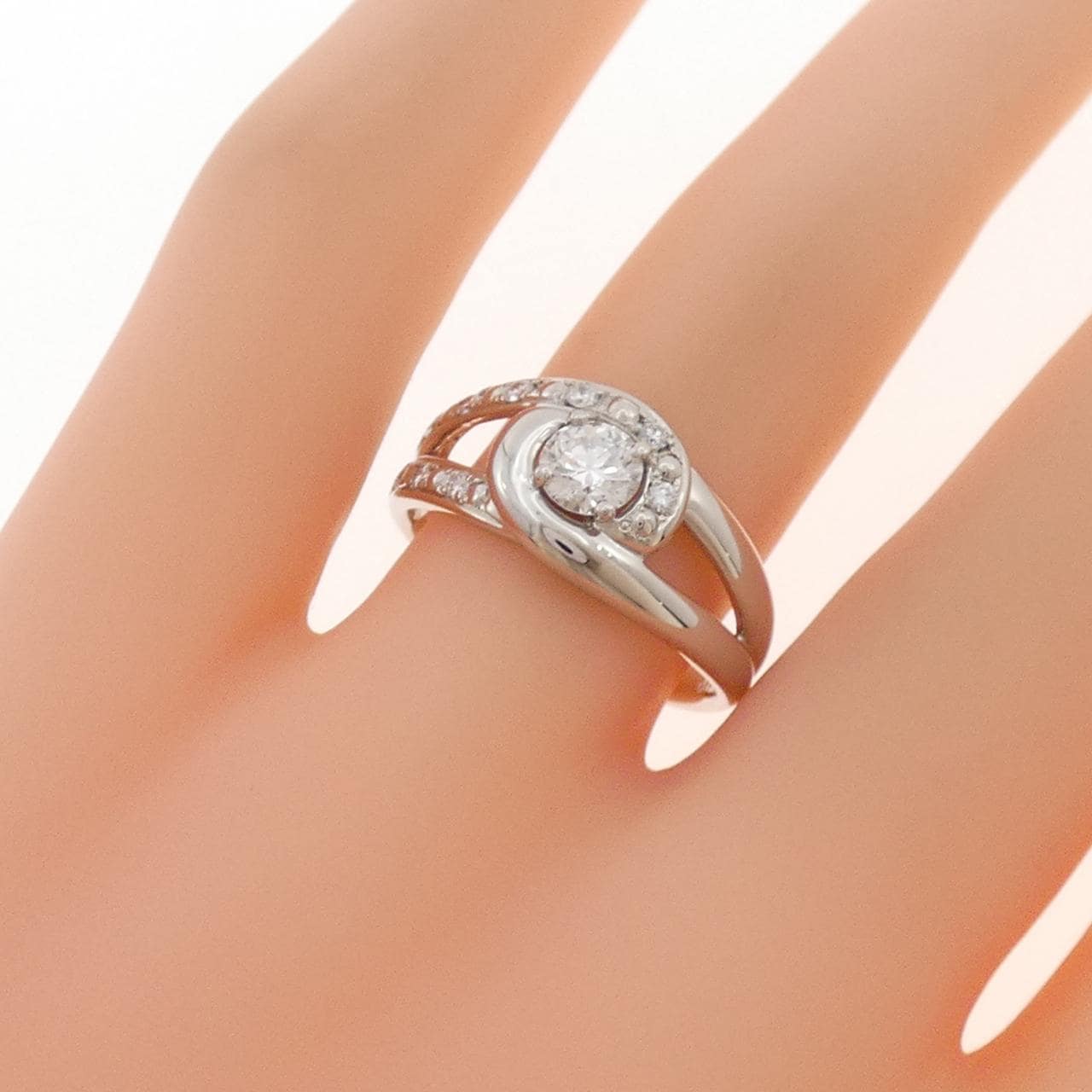 PT950 ダイヤモンド リング 0.351CT G SI2 VG