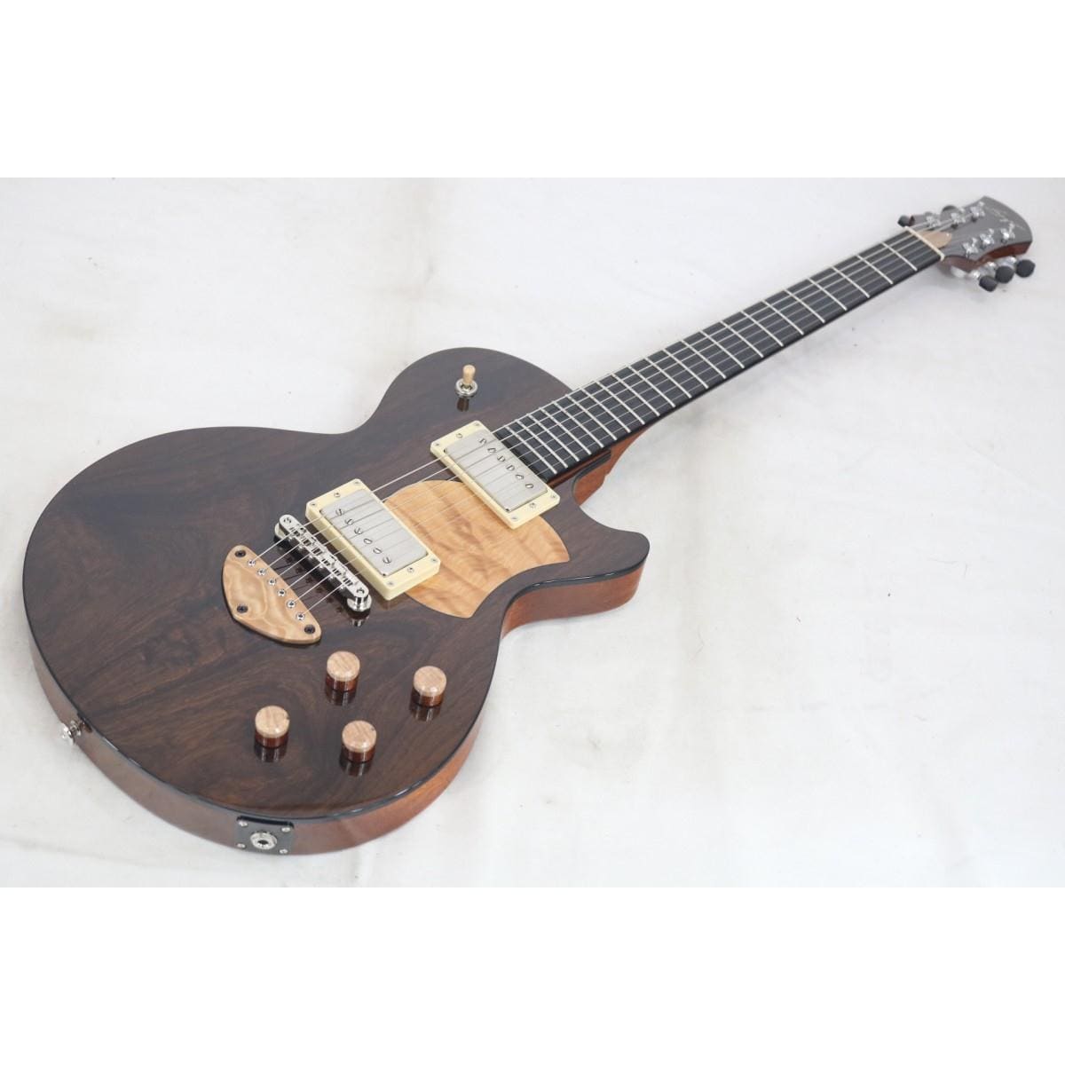 ＢＩＺＥＮ　ＷＯＲＫＳ　ＧＲＡＩＮ　ＲＯＳＥＷＯＯＤ　ＴＯＰ