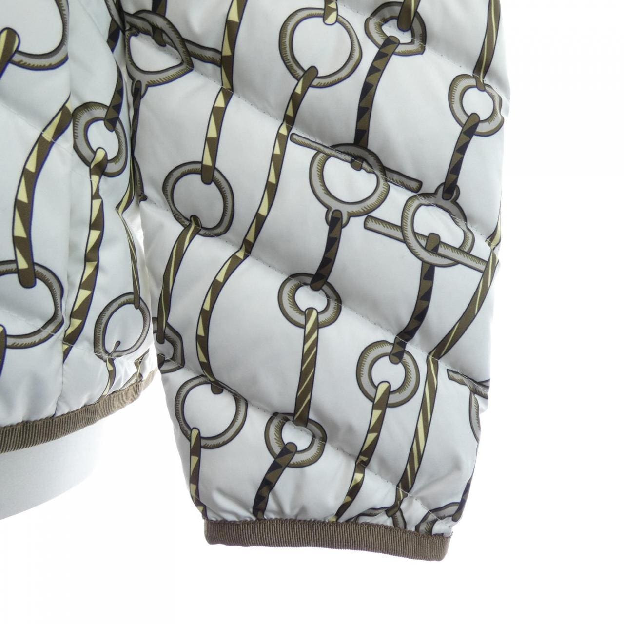 エルメス HERMES FIGURE ARTISTIQUE CORDE 3H0171D2 ダウンジャケット