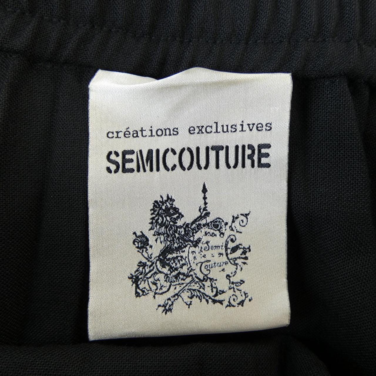 セミクチュール Semicouture スカート