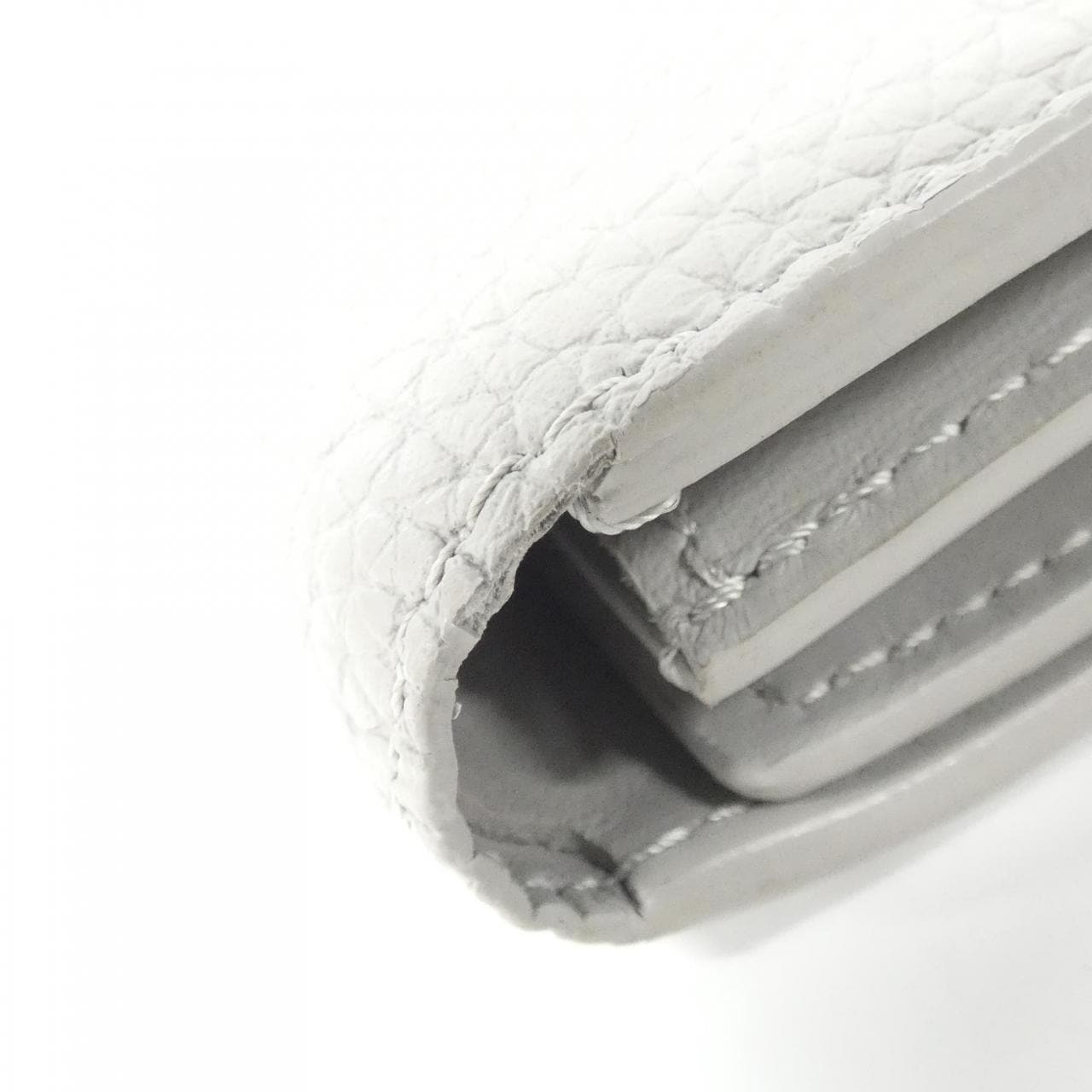 ルイヴィトン ポルトフォイユ カプシーヌ タイニー M12406 財布