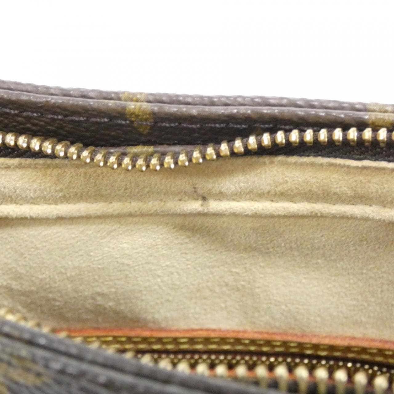 ルイヴィトン モノグラム ルーピング GM M51145 ショルダーバッグ