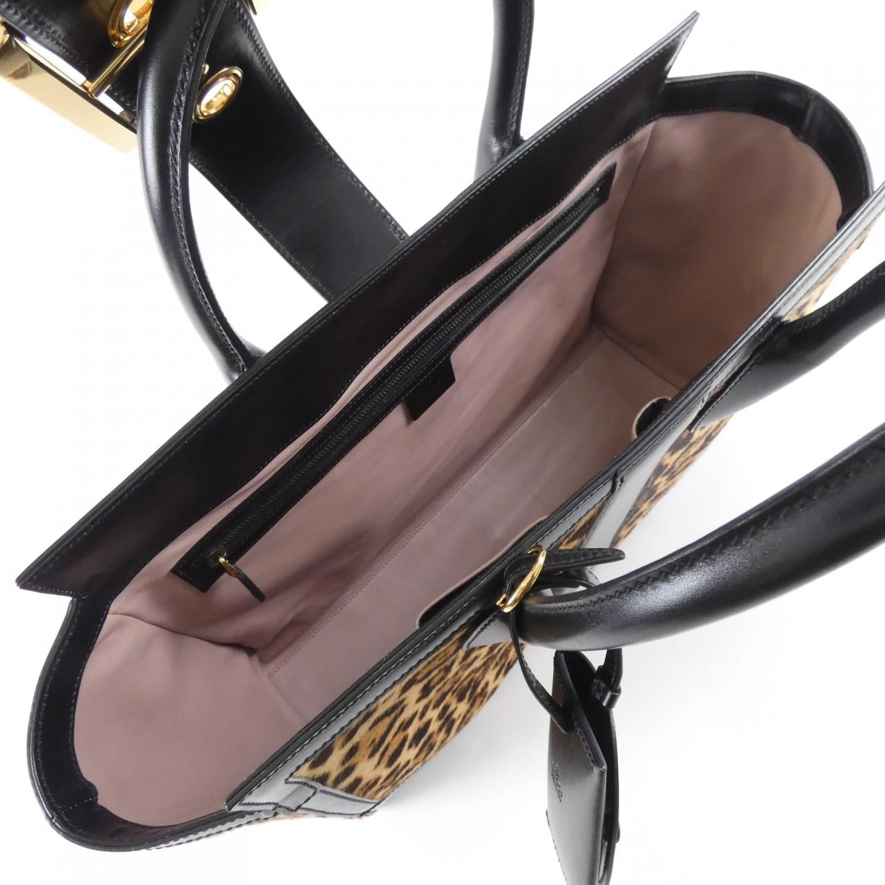 グッチ 323652 CK0DT バッグ