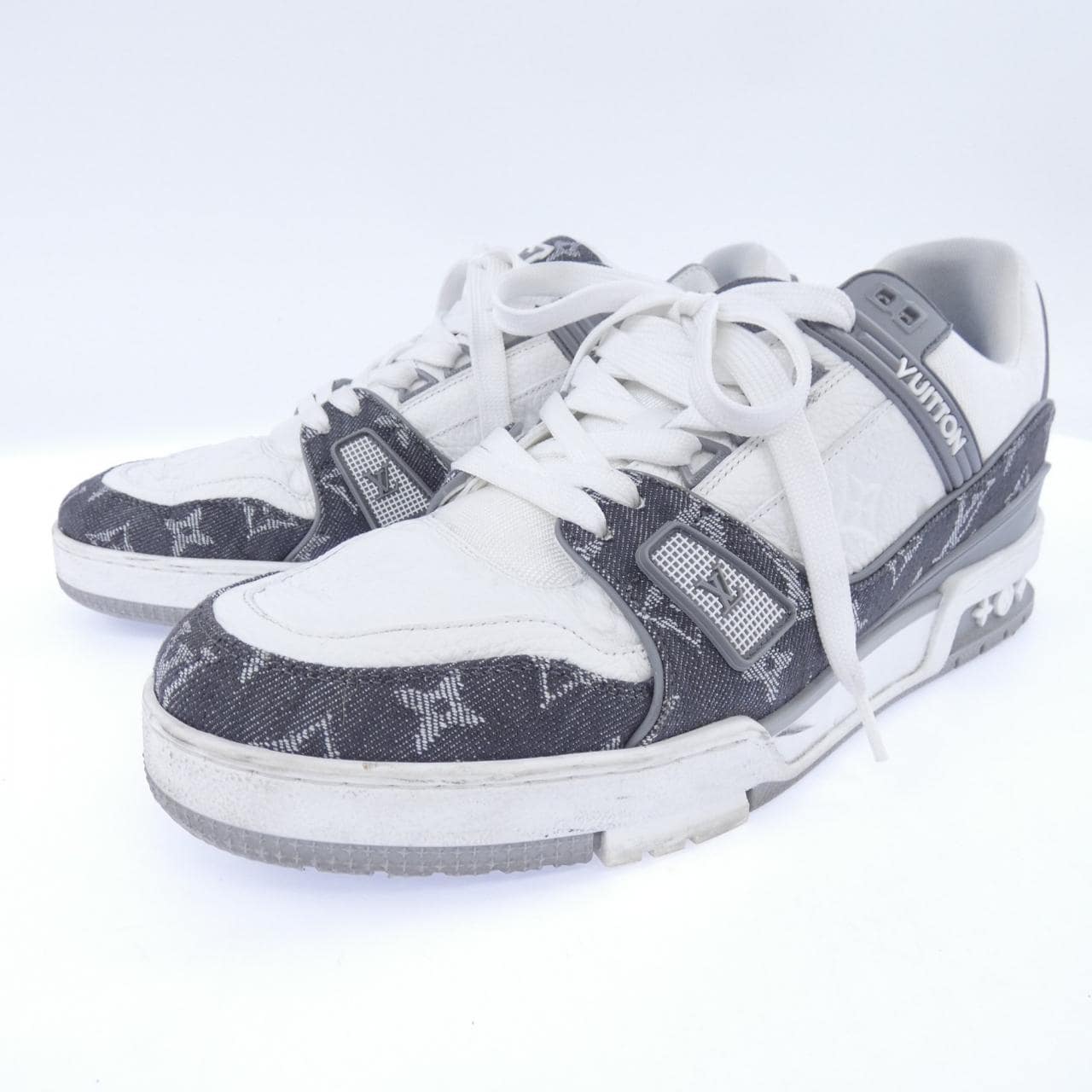 ルイヴィトン LOUIS VUITTON LVトレイナーライン スニーカー