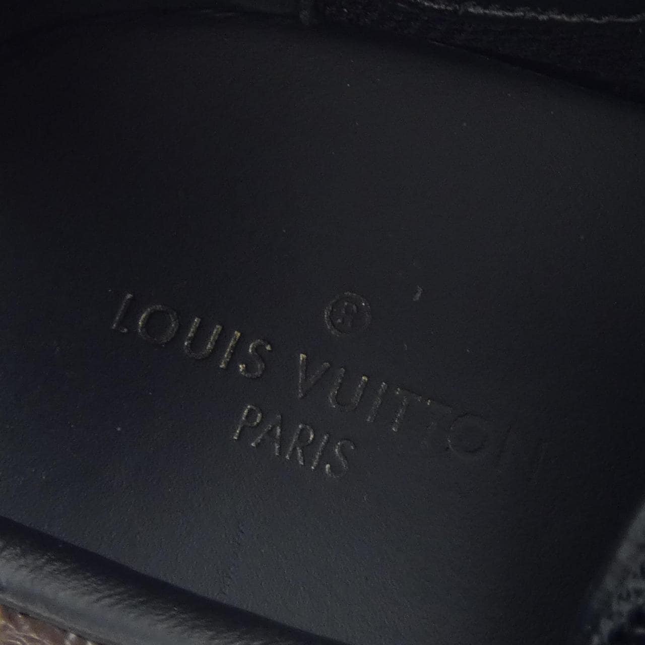 ルイヴィトン LOUIS VUITTON ランアウェイライン スニーカー