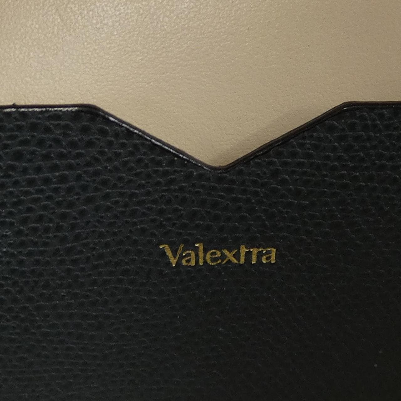 ヴァレクストラ VALEXTRA BAG