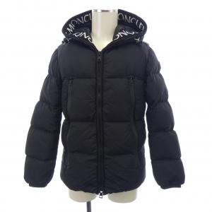 モンクレール MONCLER ダウンジャケット