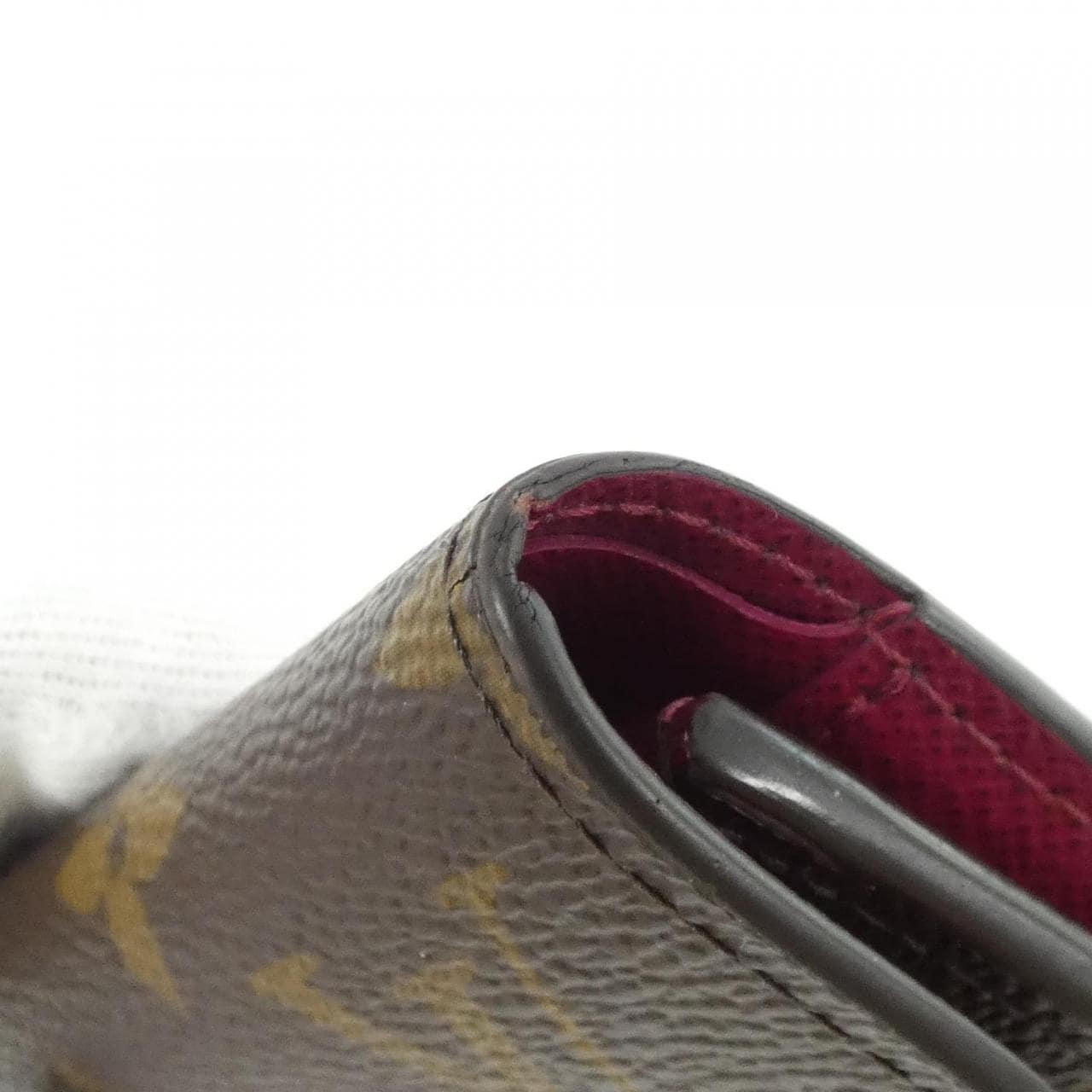 ルイヴィトン モノグラム ポルトフォイユ ヴィクトリーヌ M41938 財布