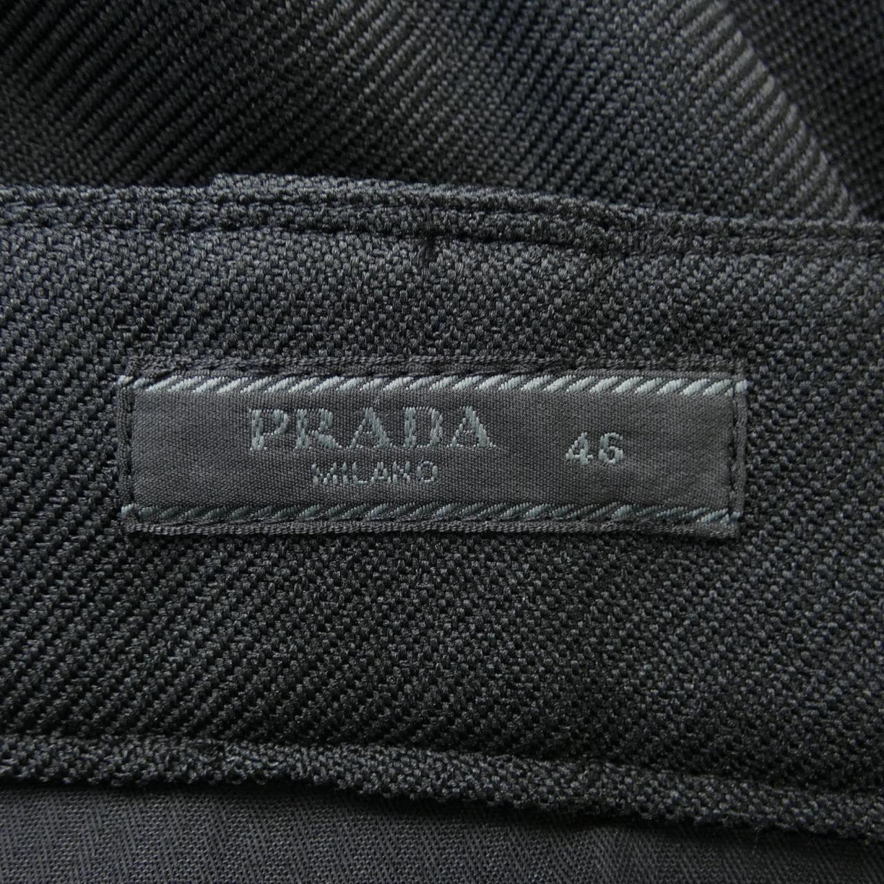 プラダ PRADA ショートパンツ