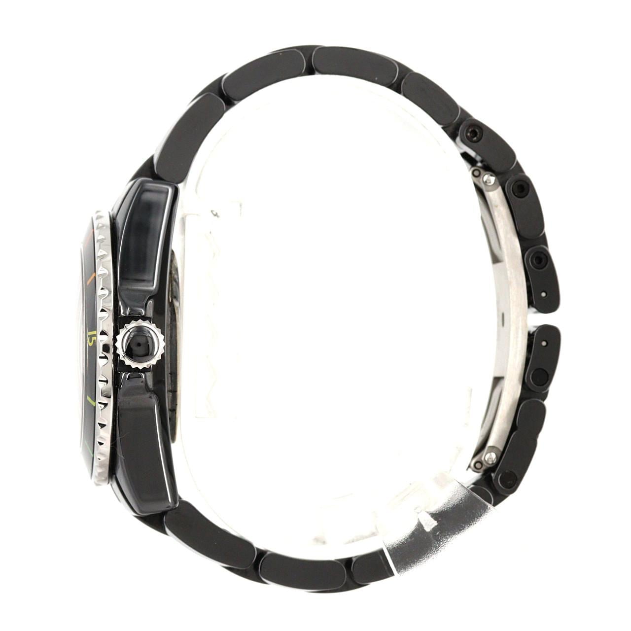 シャネル J12エレクトロ 33mmセラミック LIMITED H7121 セラミック クォーツ