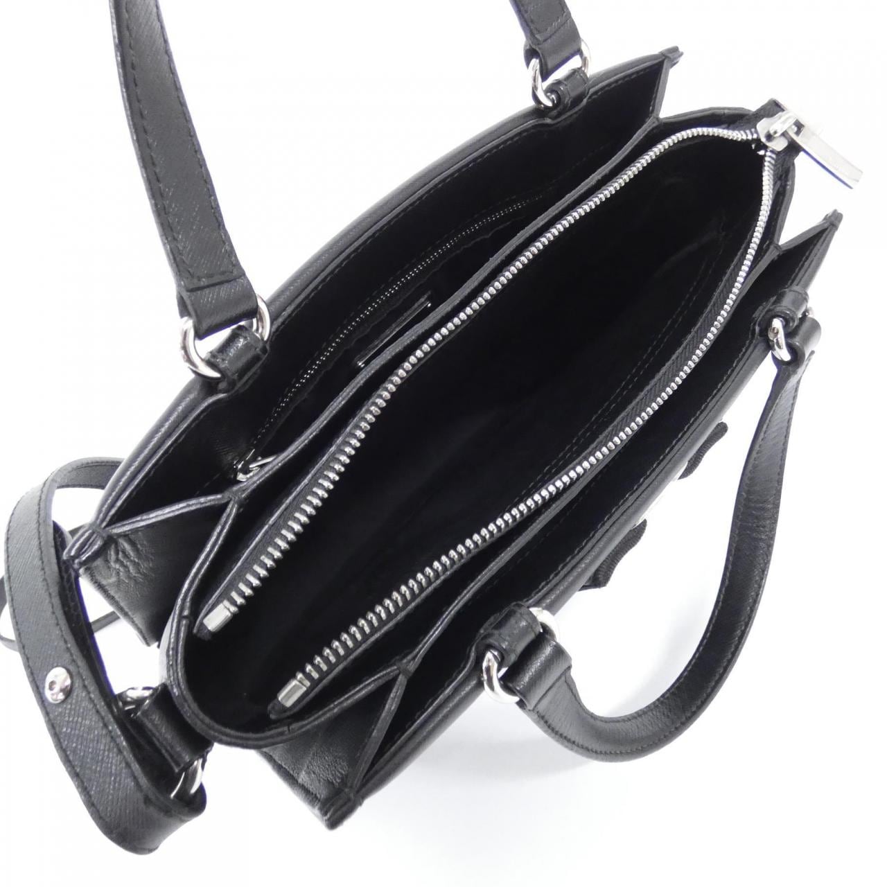 サルヴァトーレフェラガモ 21 E298 バッグ