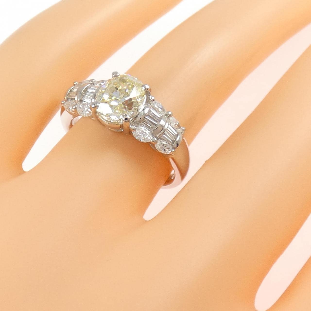 PT900 ダイヤモンド リング 1.349CT