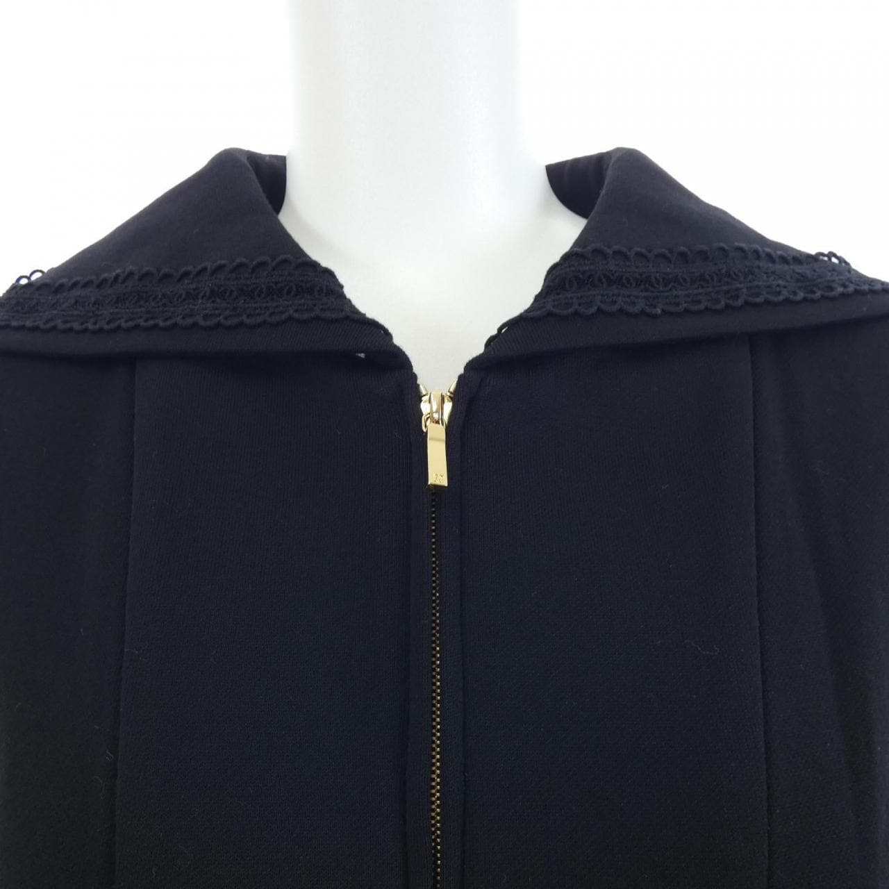 シャネル CHANEL LOOK26 P76205V63537 トップス