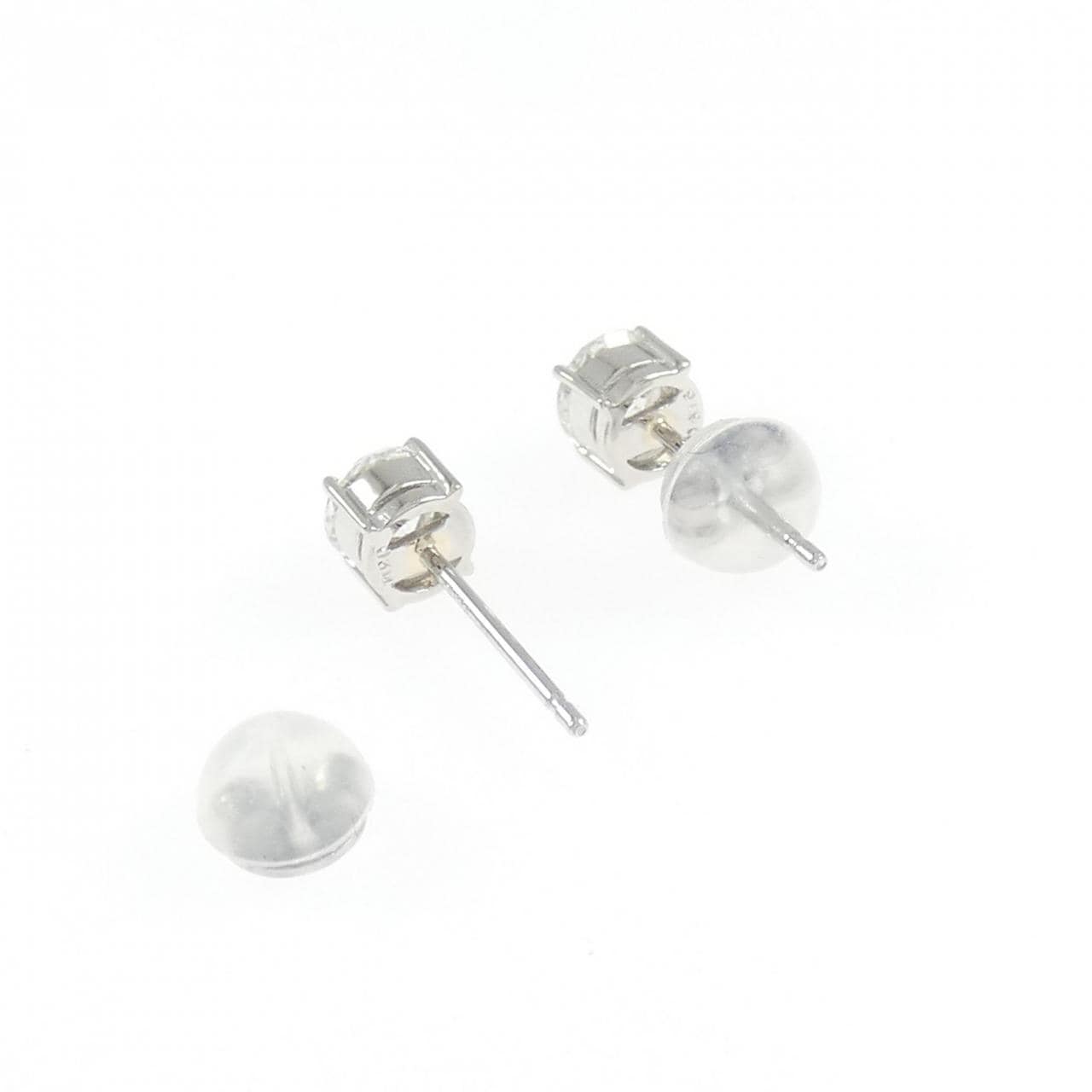 PT900 ソリティア ダイヤモンド ピアス 0.630CT