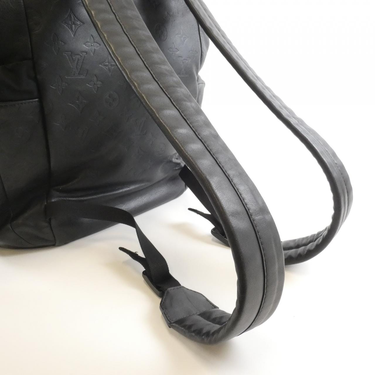 LOUIS VUITTON Monogram Shadow Discovery 背包 M43680双肩包