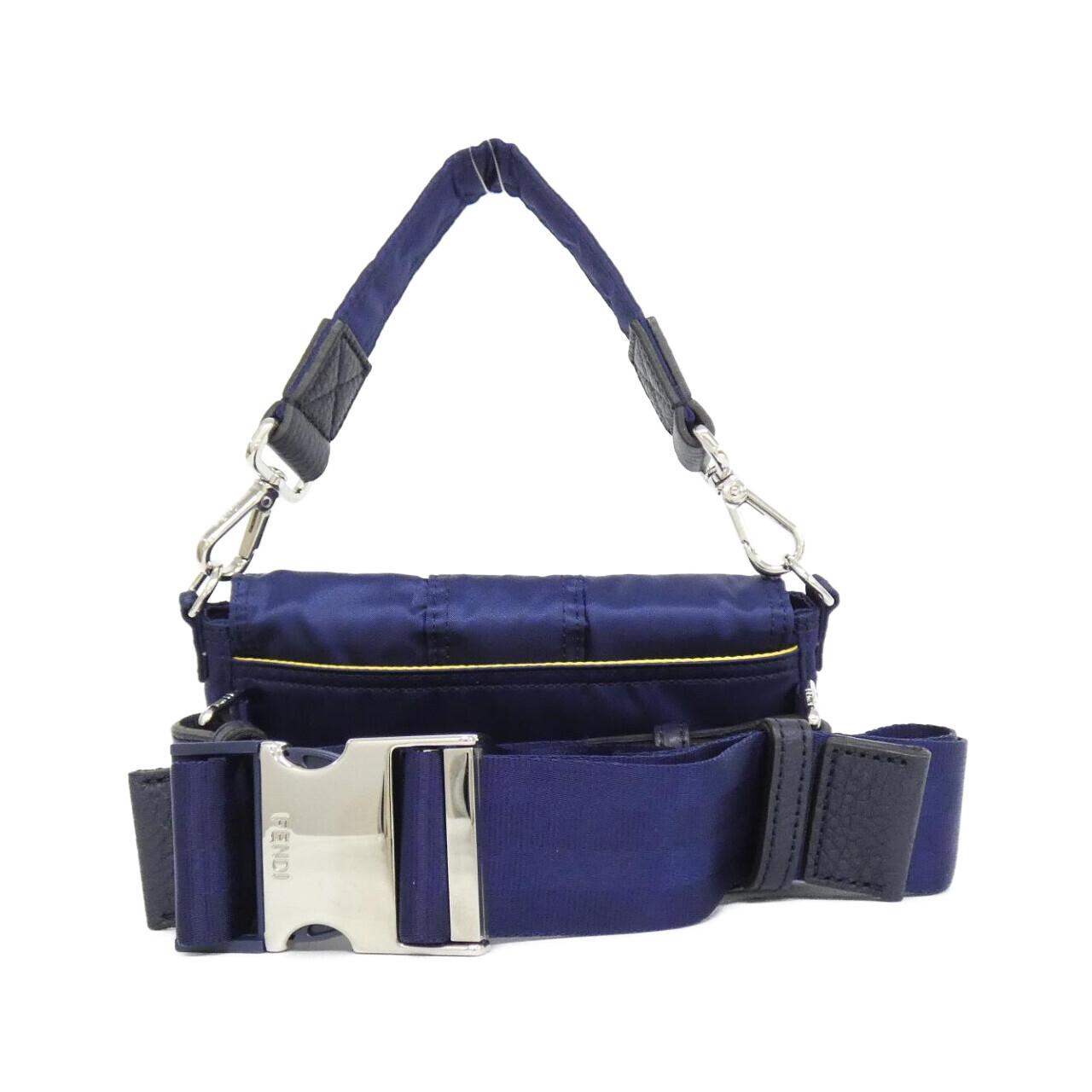 フェンディ バゲット フォン ケース 7AS138 ALW6