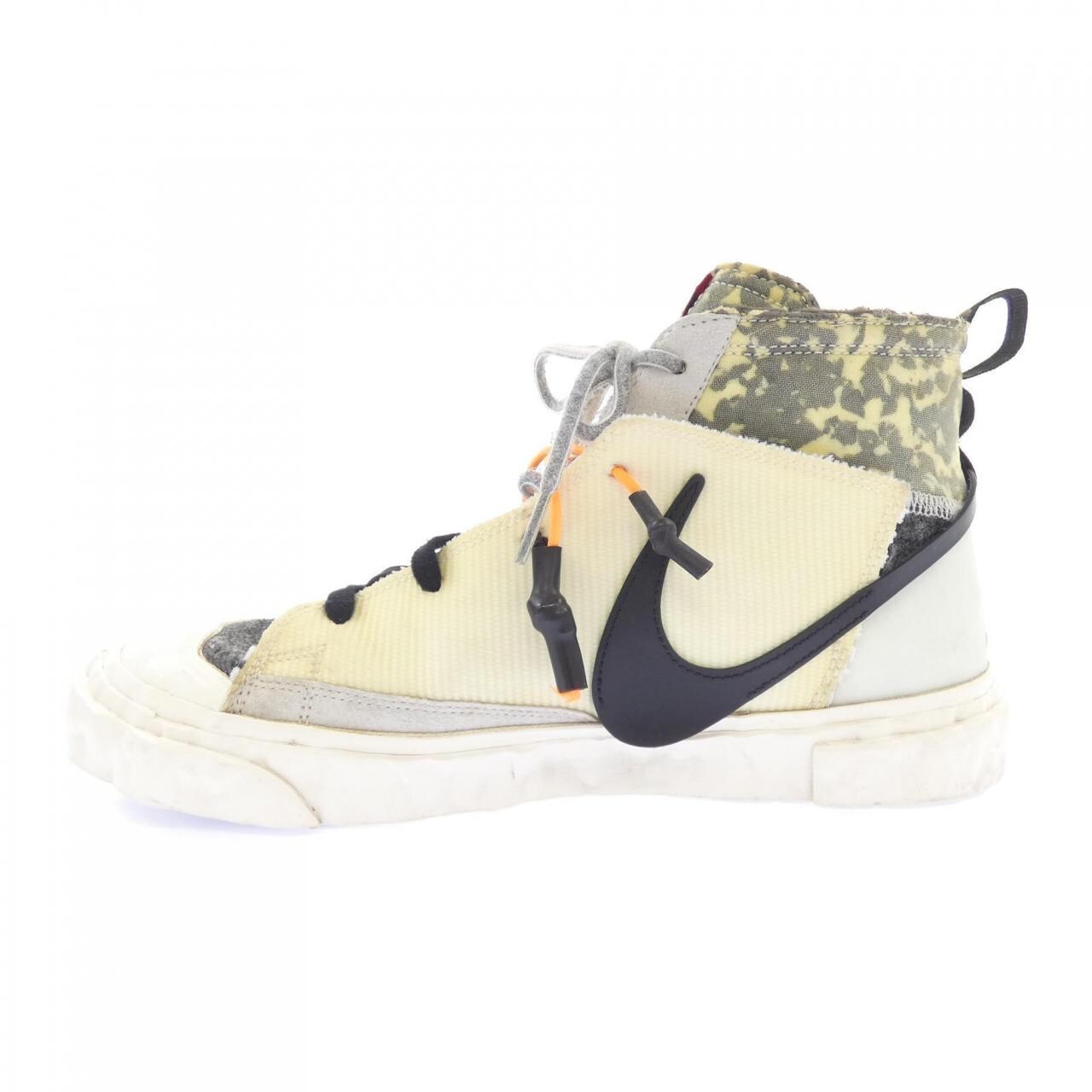 ナイキ NIKE CZ3589-100 スニーカー