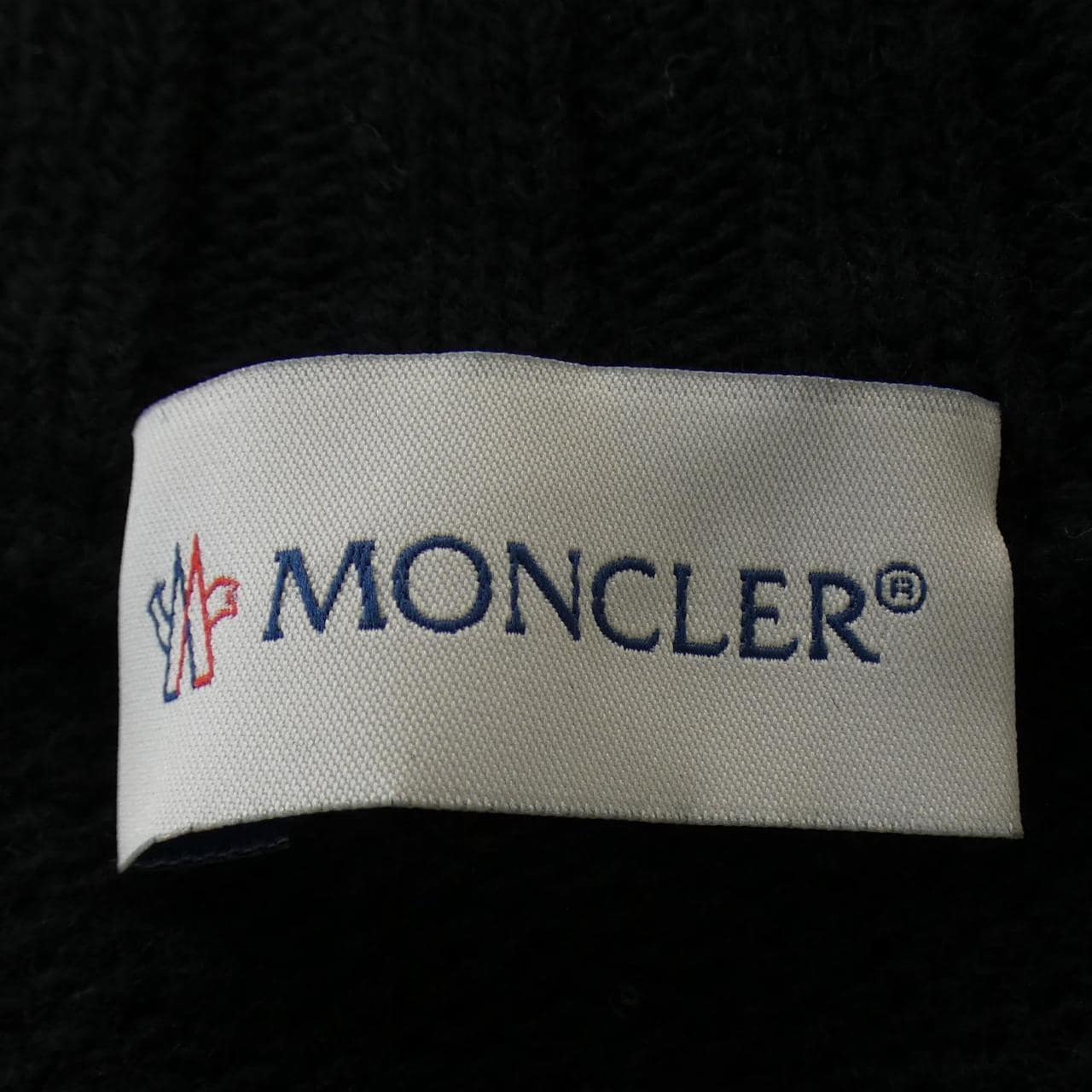 モンクレール MONCLER ダウンジャケット