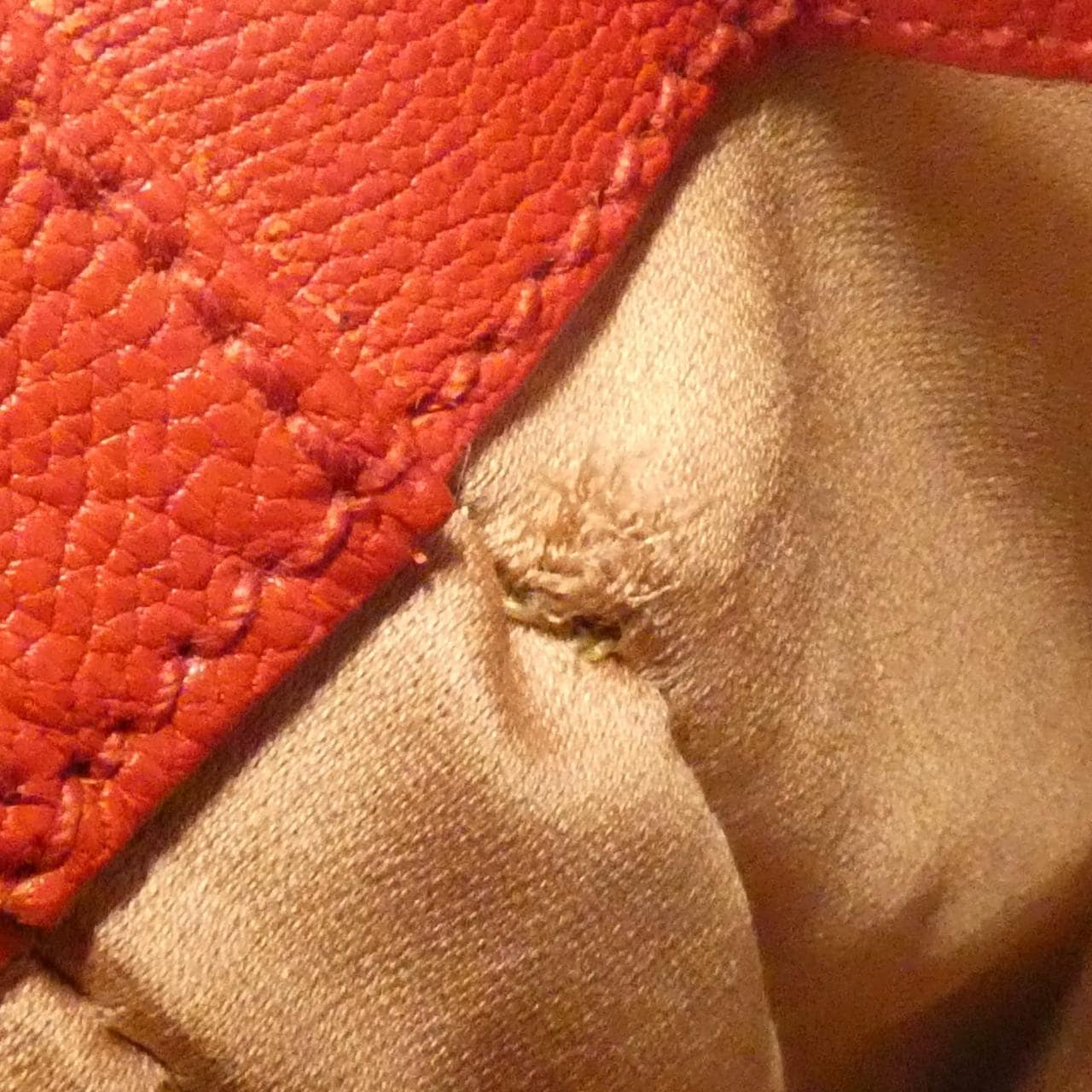 ミュウミュウ RT0512 ショルダーバッグ