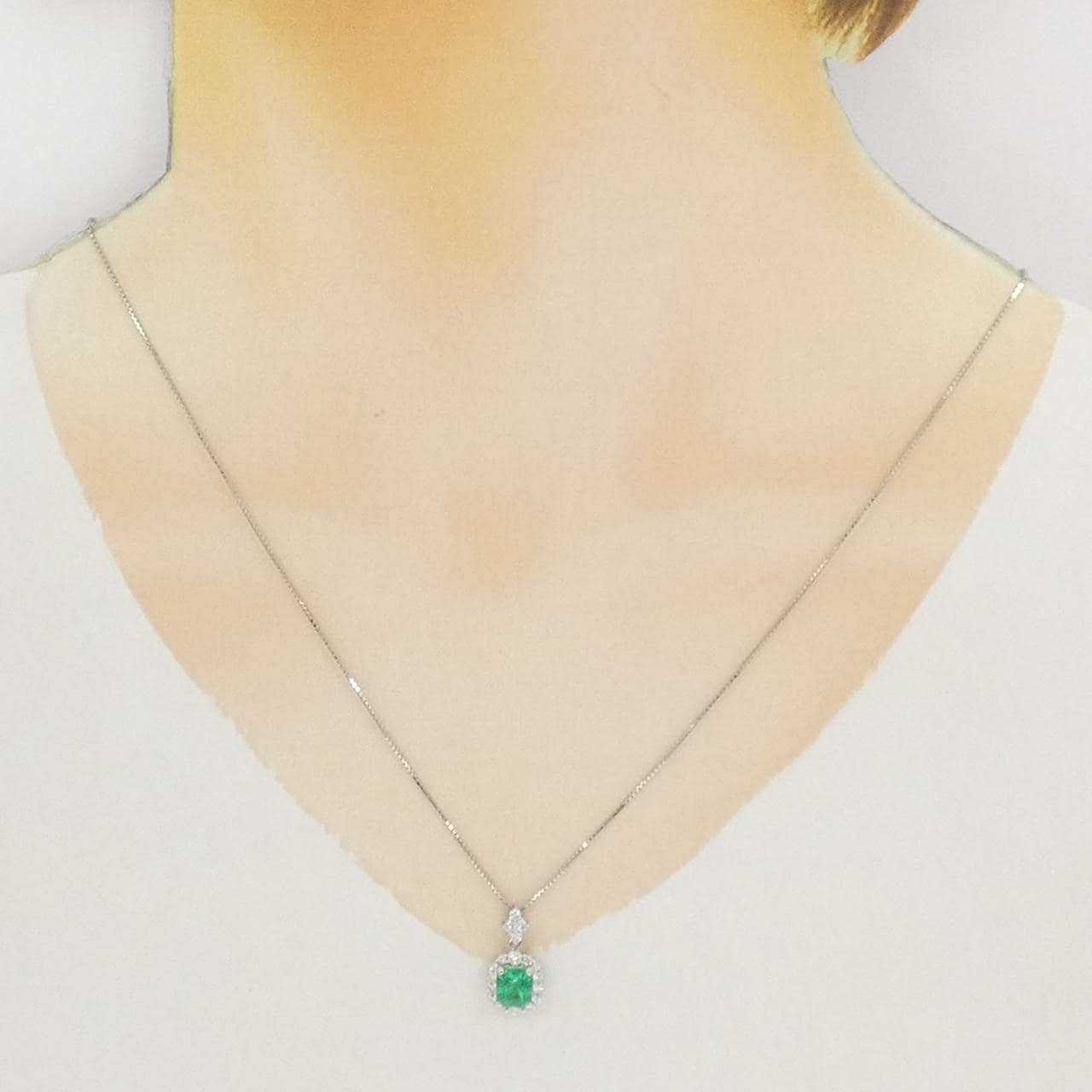 PT900/PT850 エメラルド ネックレス 1.28CT
