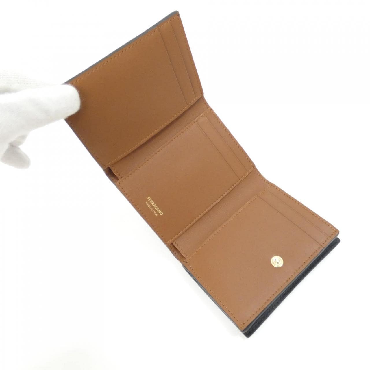【新品】サルヴァトーレフェラガモ 22 0867 財布