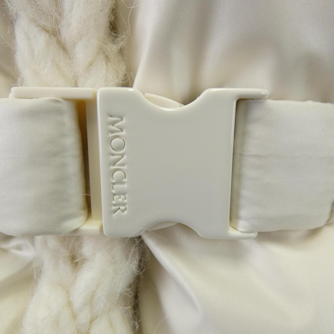 モンクレール MONCLER CORNEILLE ダウンジャケット