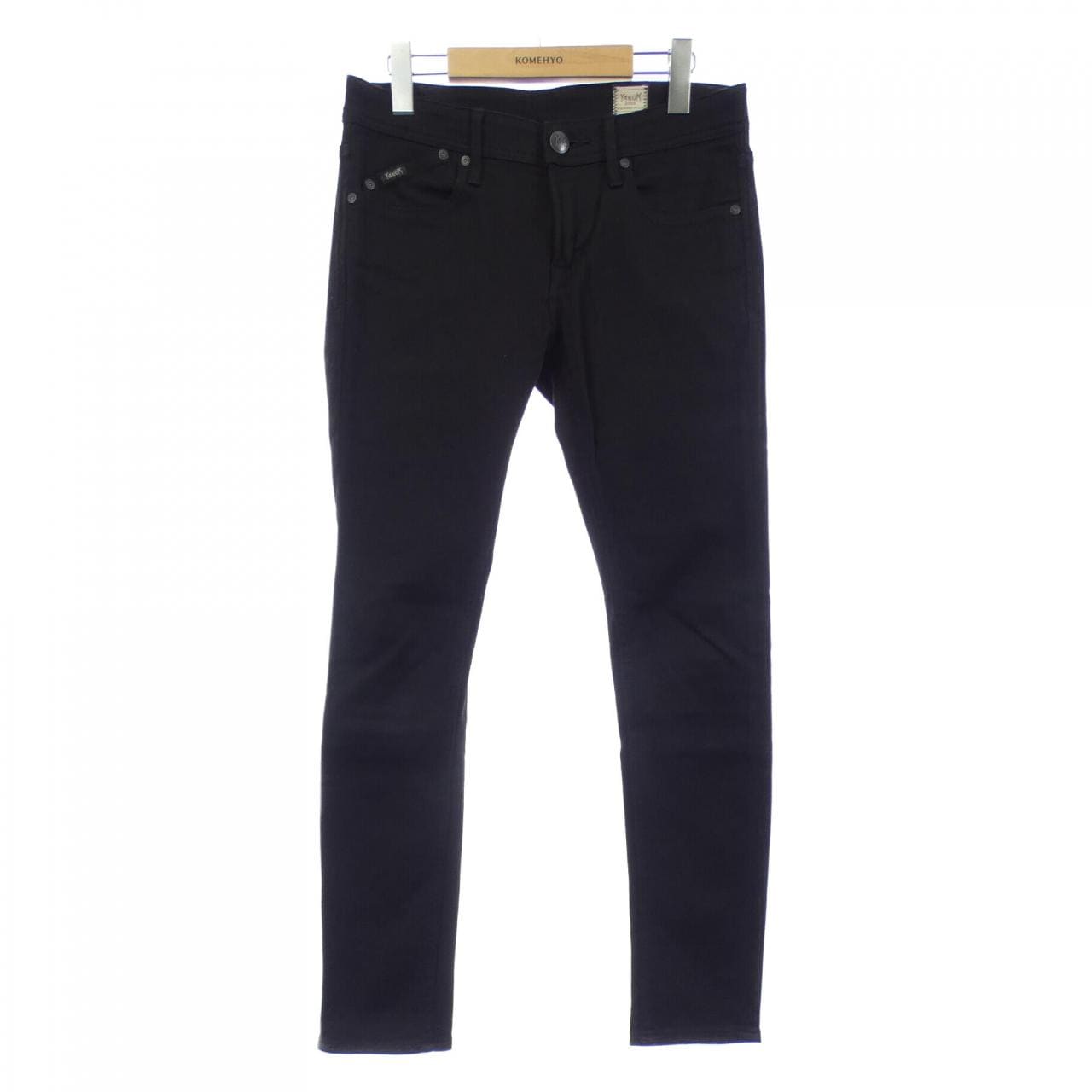 ヤヌーク YANUK NEIL パンツ