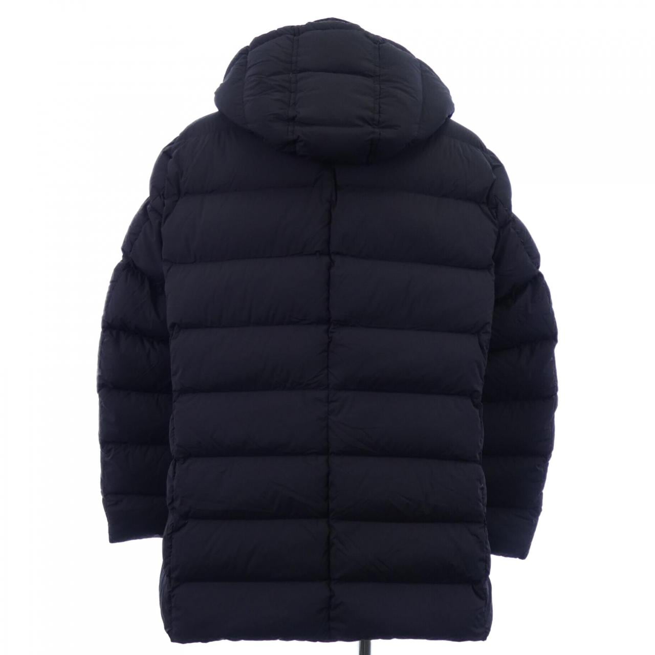 モンクレール MONCLER ダウンジャケット