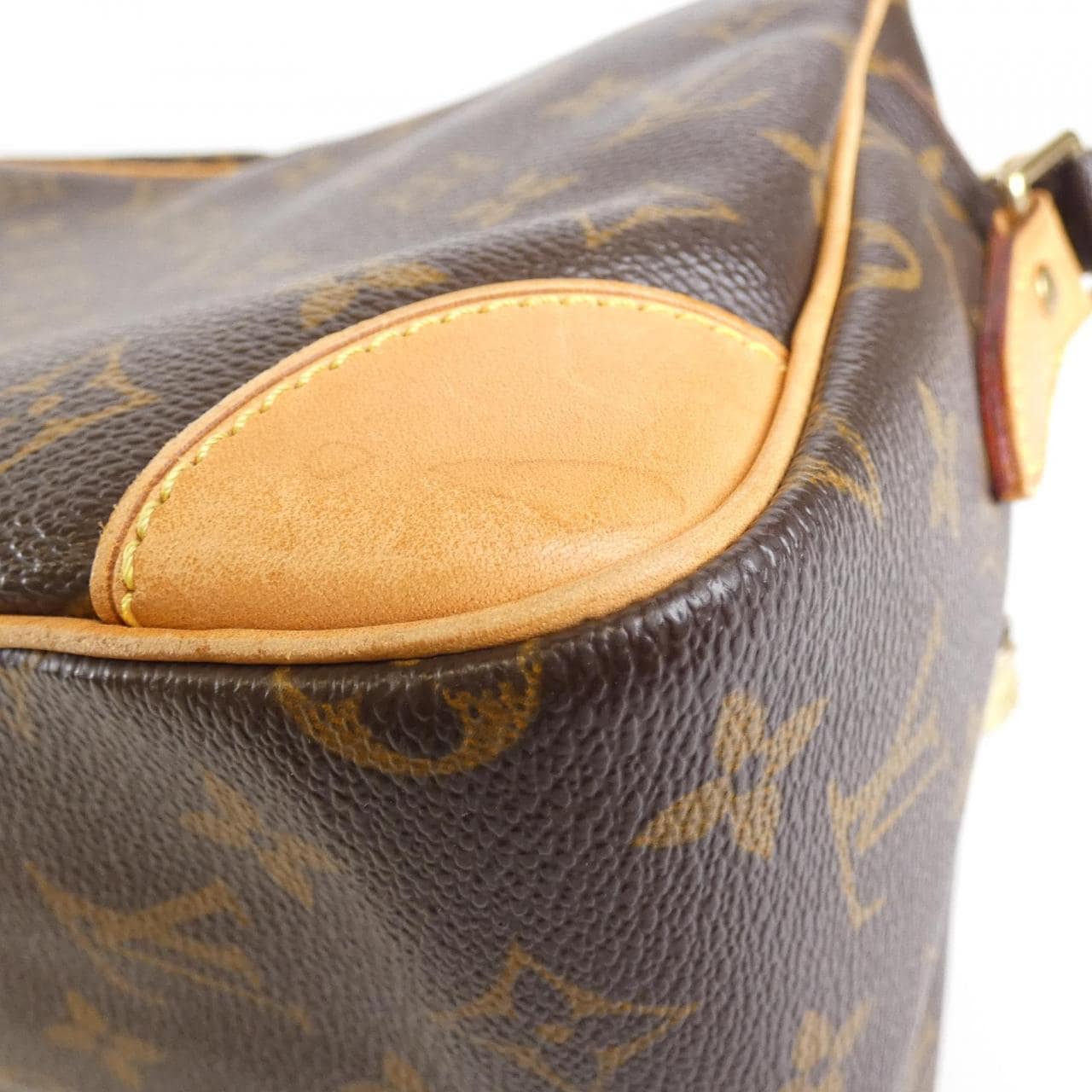 LOUIS VUITTON Monogram Nile M45244 Shoulder Bag