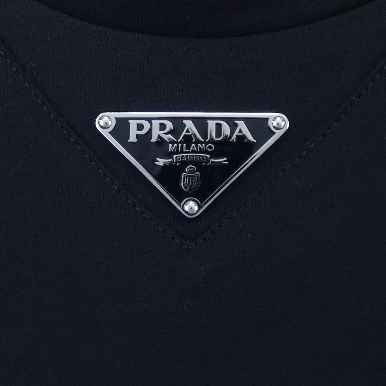 プラダ PRADA トライアングルロゴ UJN861 S232 240 Tシャツ