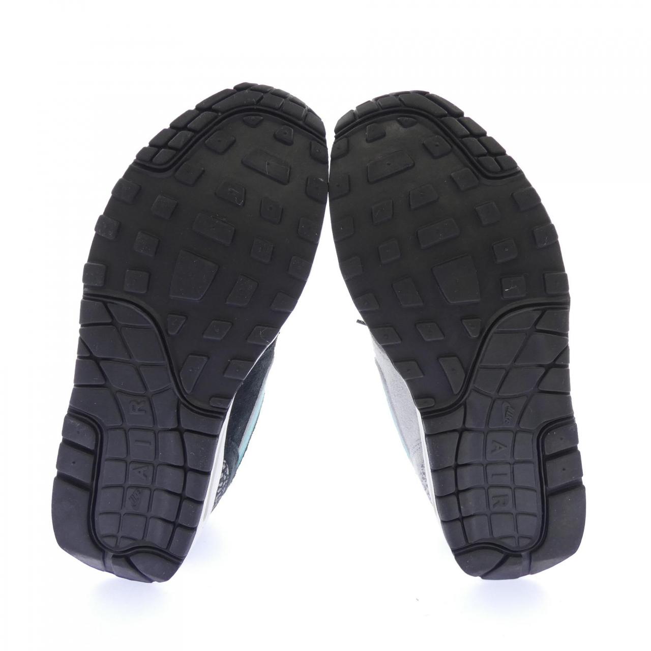 ナイキ NIKE DO7414-991 スニーカー