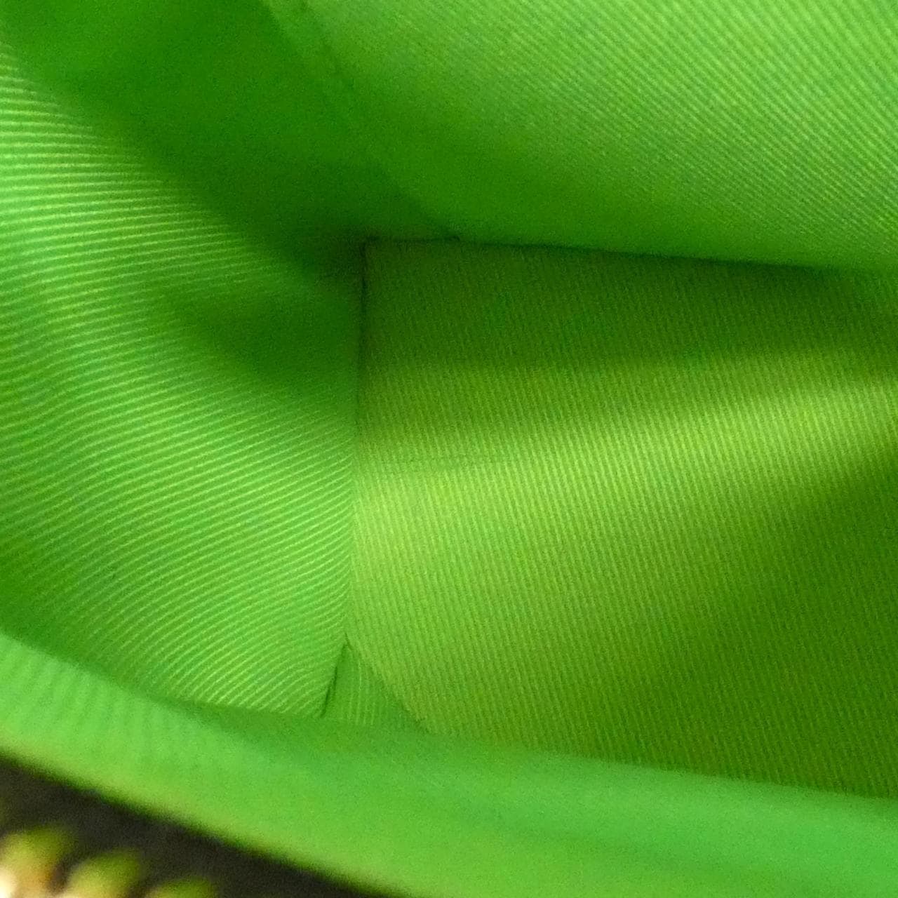 ルイヴィトン モノグラム(N°7) ヴェルティカル ボックス トランク M59664 バッグ