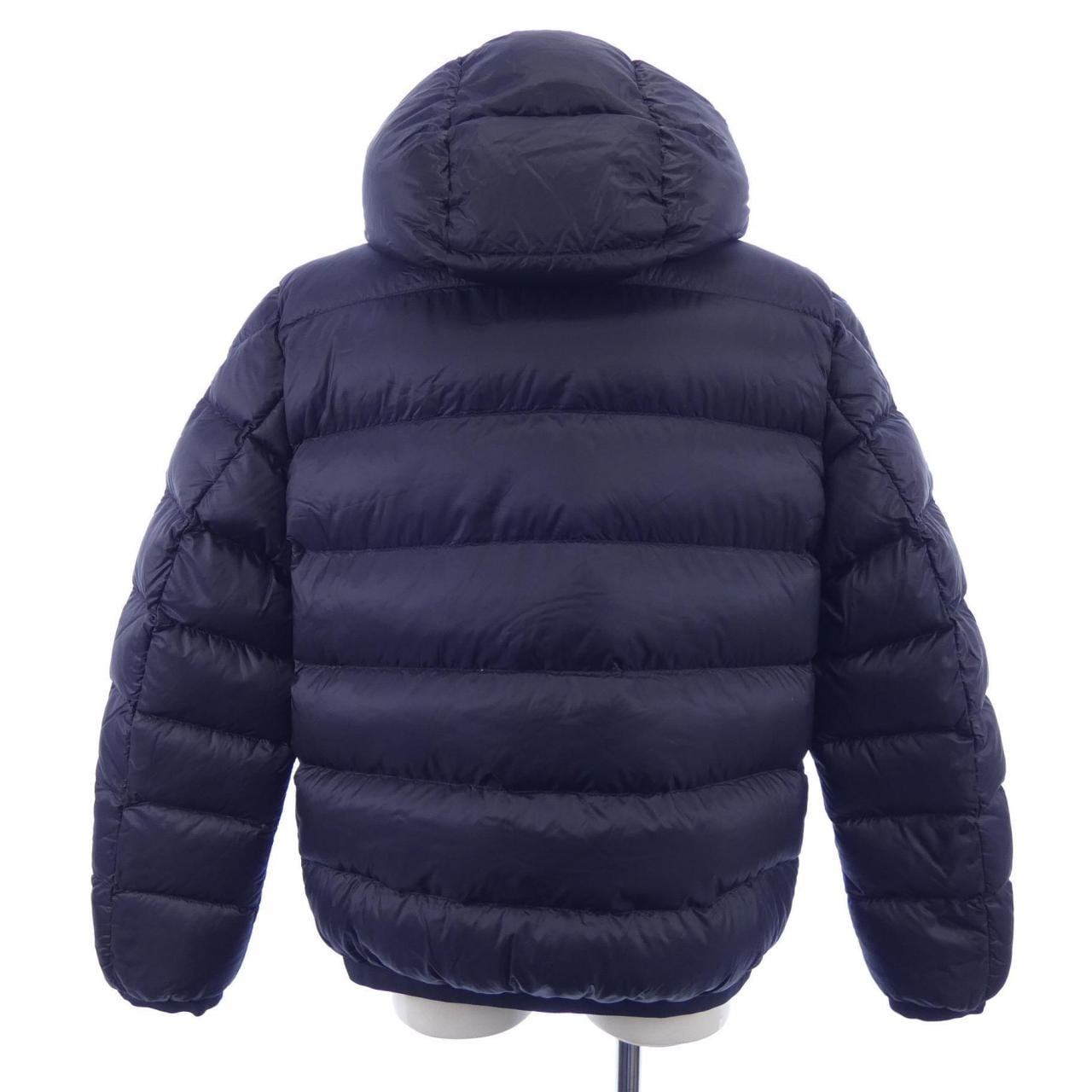 モンクレール MONCLER ダウンジャケット