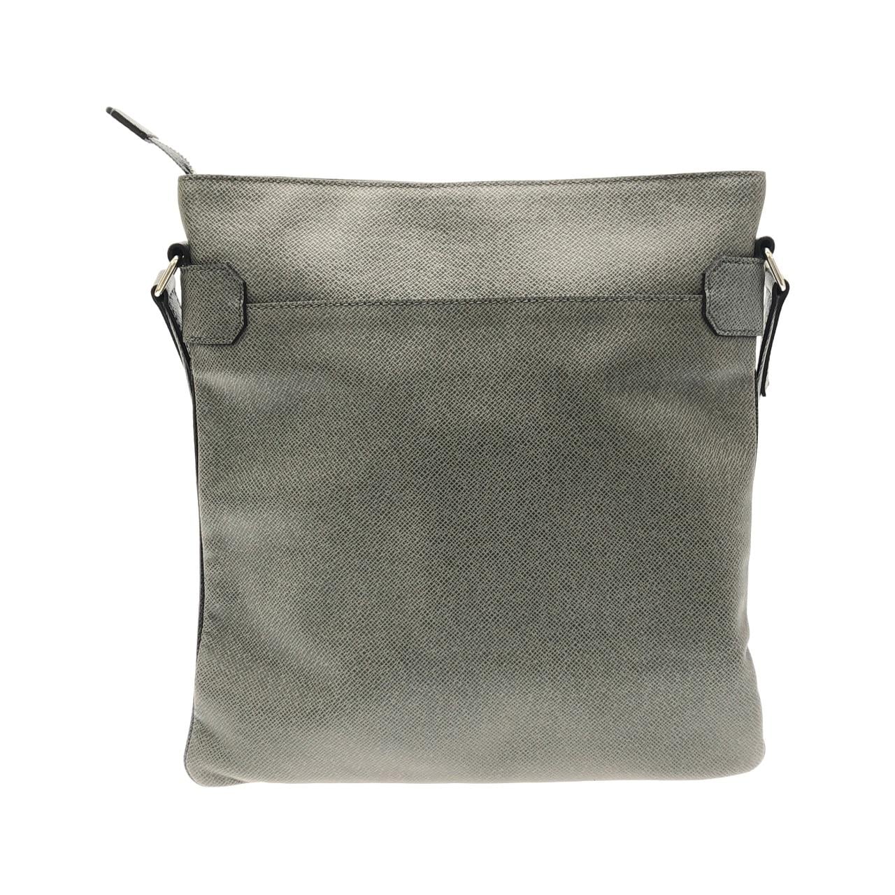 ルイヴィトン タイガ サシャ M32630 ショルダーバッグ