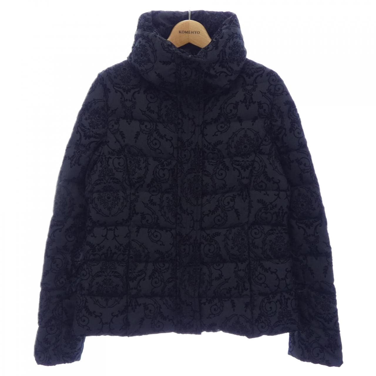 アルマーニコレツィオーニ ARMANI collezioni ダウンジャケット