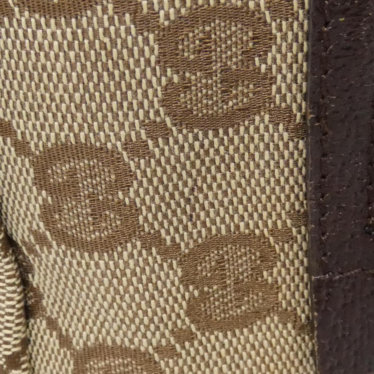 Gucci 124542 F40IR包包