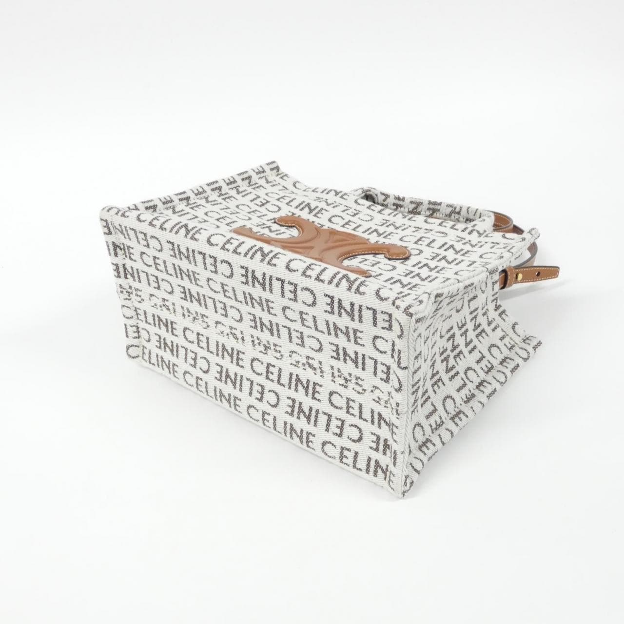 セリーヌ スモール カバ タイス 199162FEF バッグ