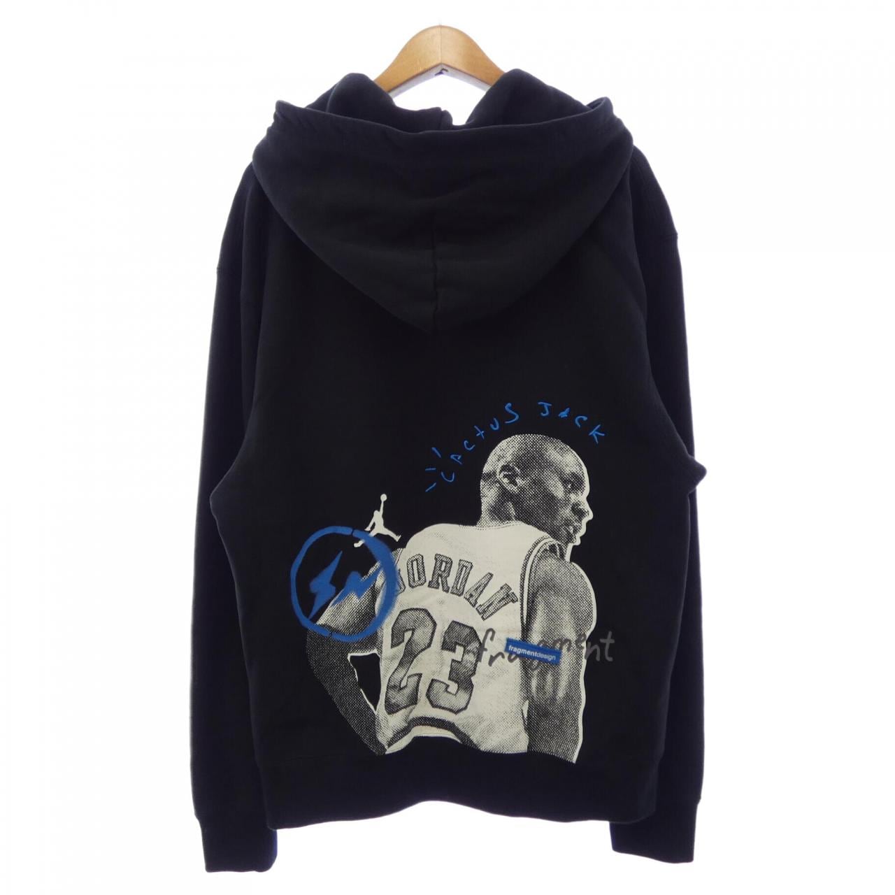 エアジョーダン AIR JORDAN DJ0615-010 パーカー