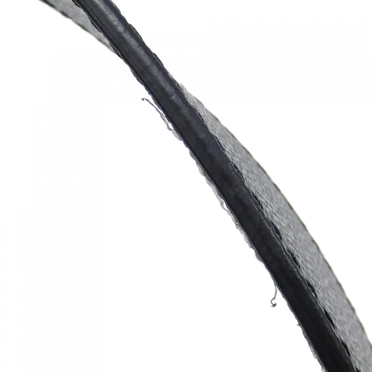 ルイヴィトン タイガ ラマ アウトドア メッセンジャー PM M30233 ショルダーバッグ