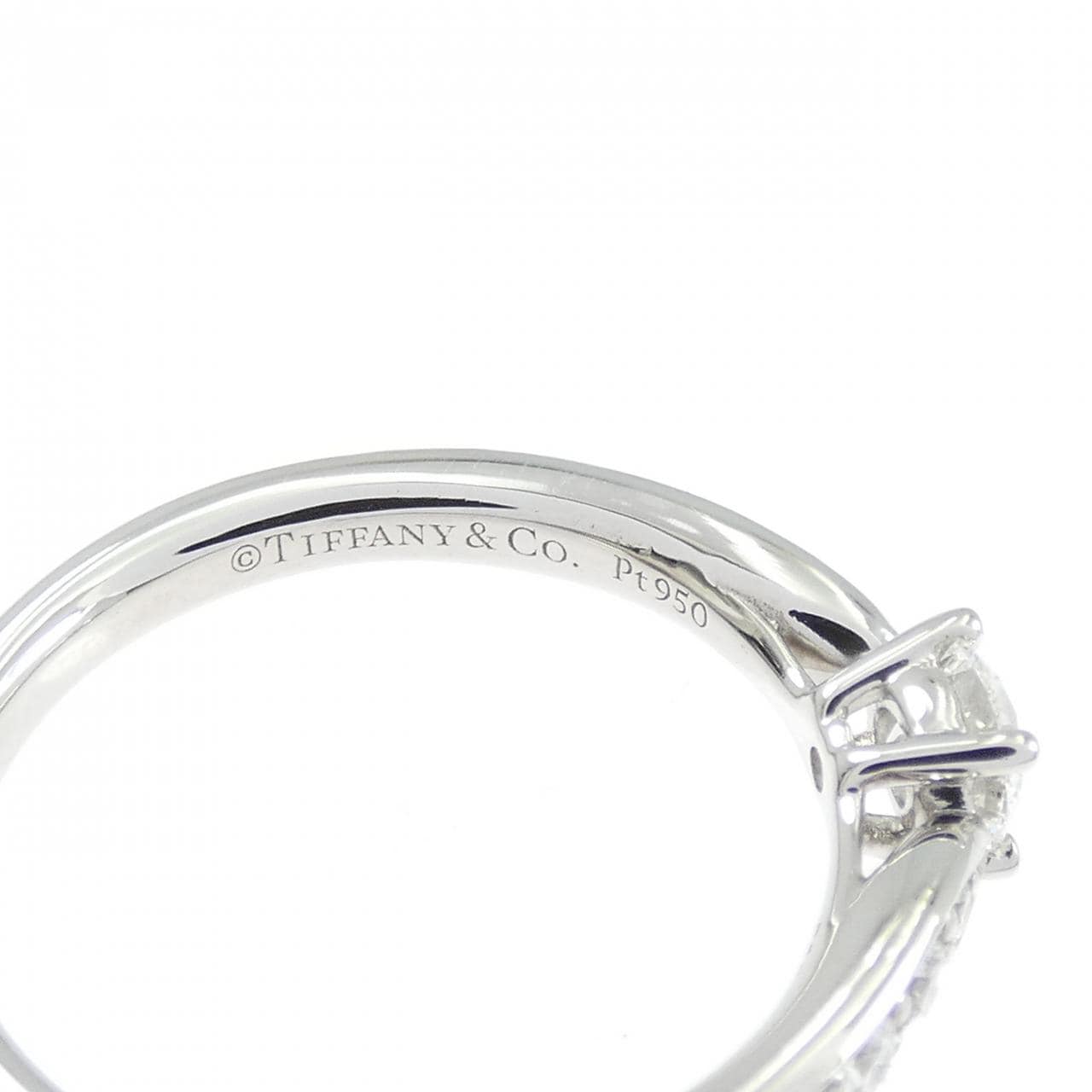 ティファニー ハーモニー リング 0.18CT F SI1 3EXT