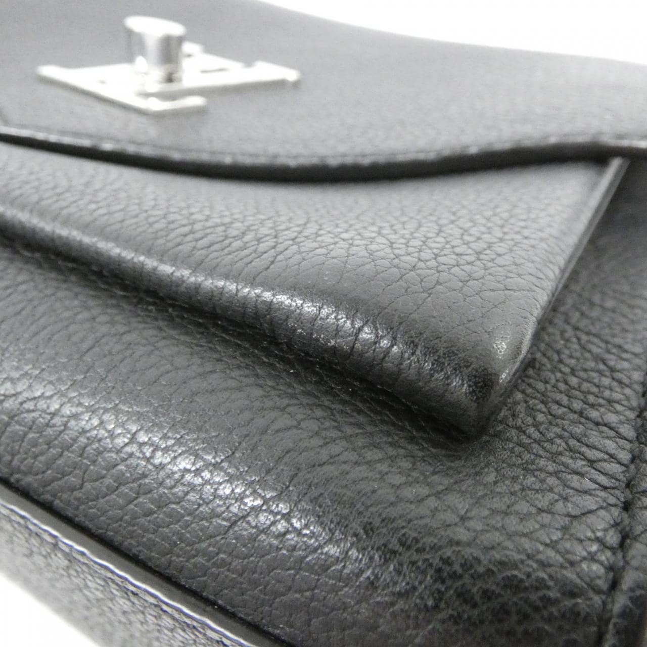 LOUIS VUITTON My Lock Me Chain M51418 斜背包
