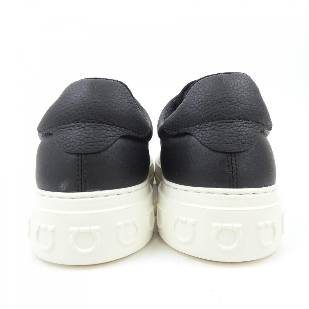 サルヴァトーレフェラガモ SALVATORE FERRAGAMO スニーカー