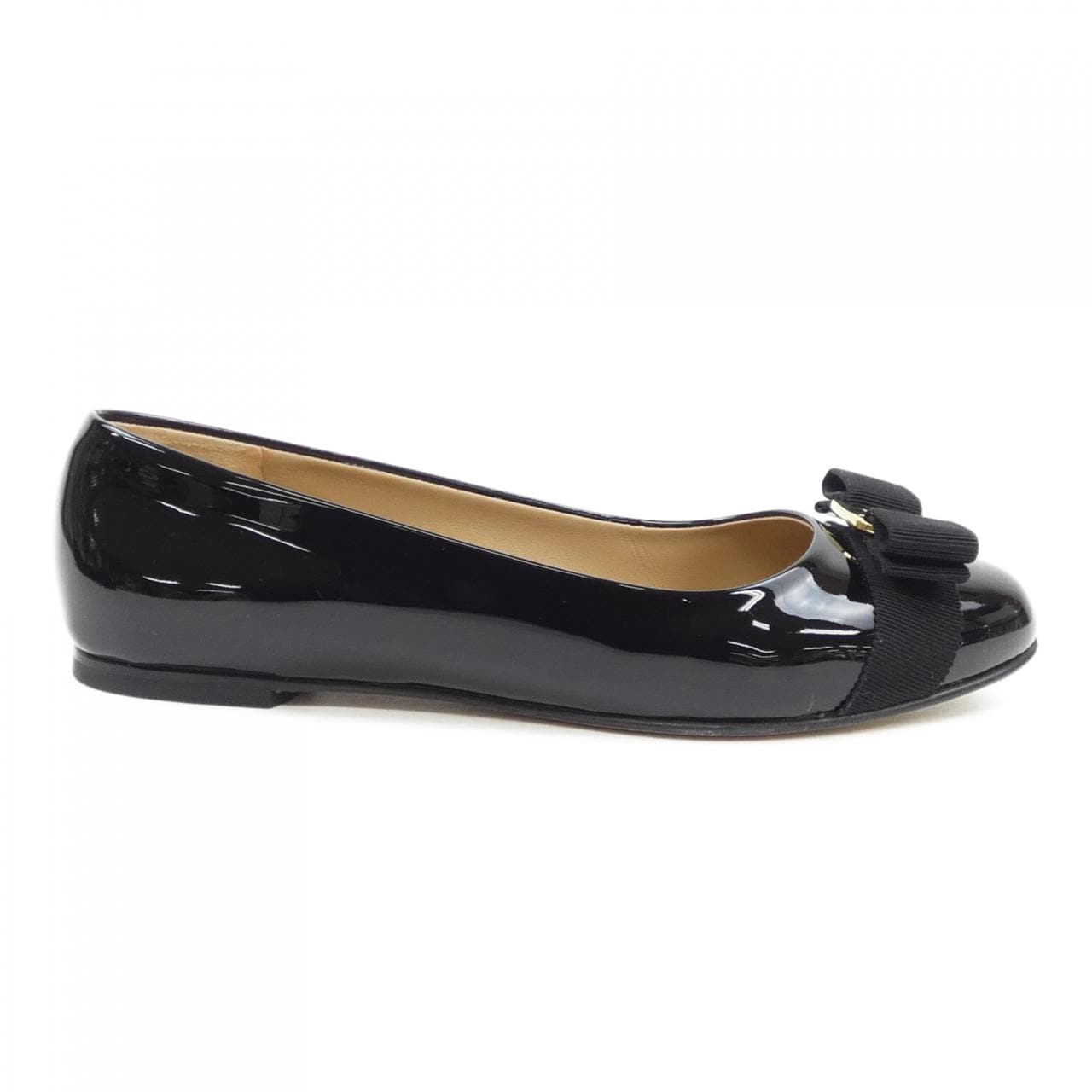 サルヴァトーレフェラガモ SALVATORE FERRAGAMO フラットシューズ