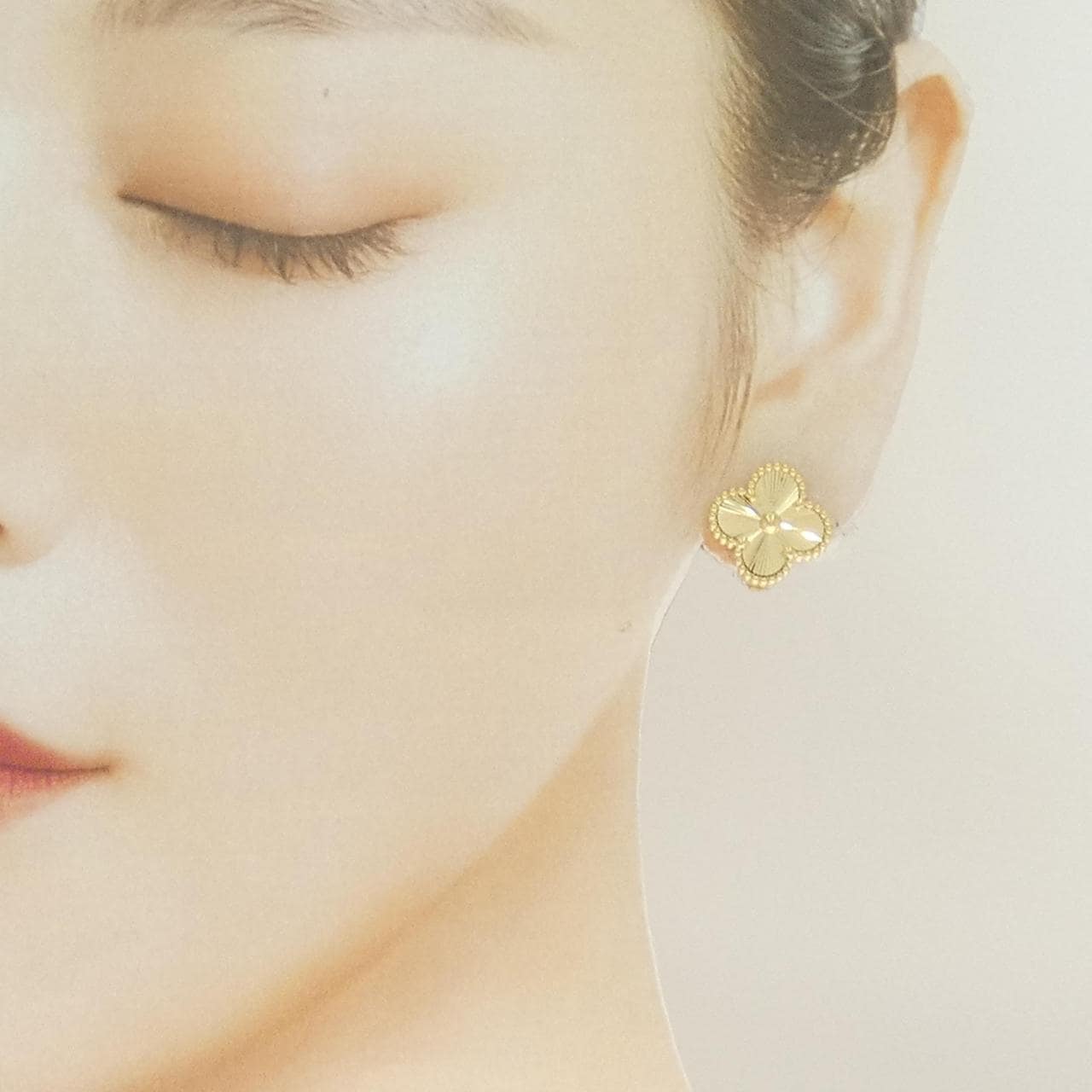 ヴァンクリーフ&アーペル ヴィンテージアルハンブラ ピアス