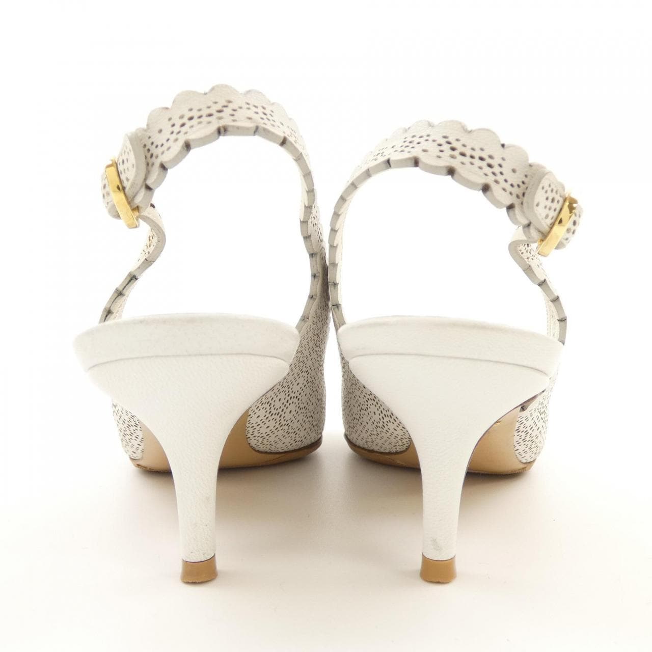 サルヴァトーレフェラガモ SALVATORE FERRAGAMO パンプス