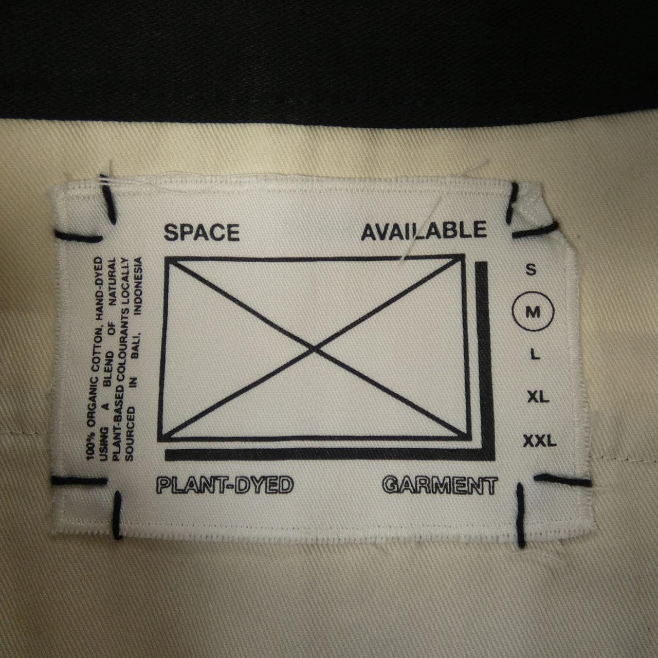 SPACE AVAILABLE パンツ