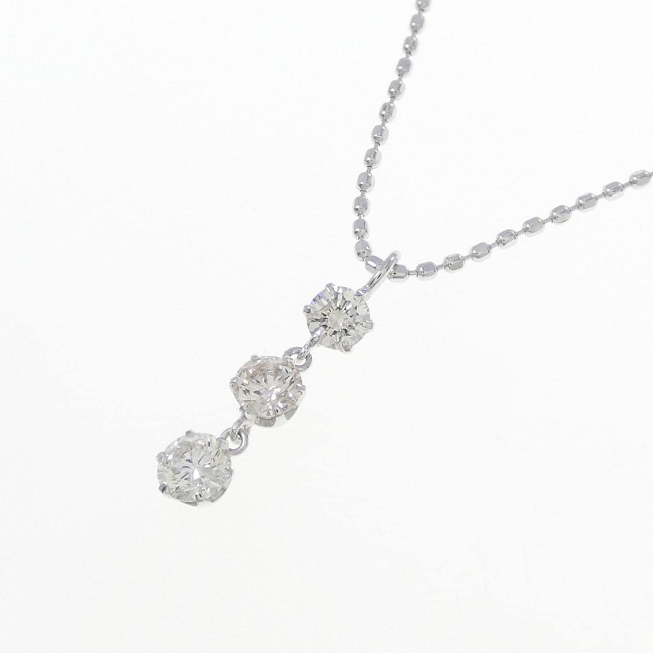 K18WG スリーストーン ダイヤモンド ネックレス 0.30CT