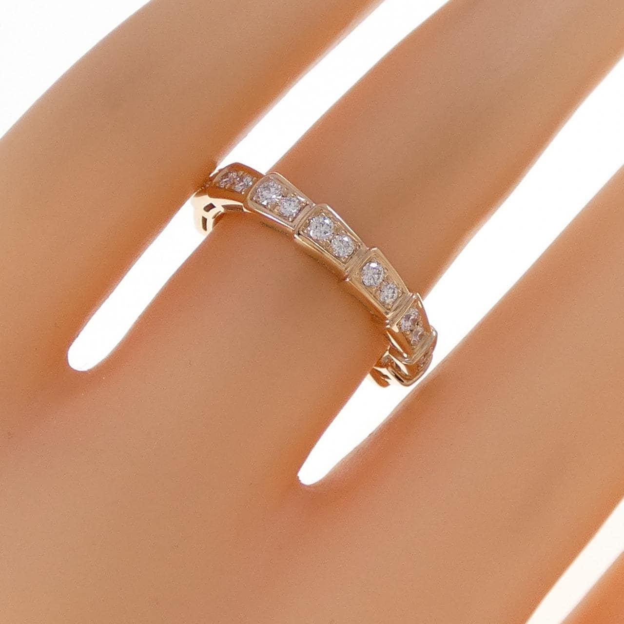 ブルガリ セルペンティ ヴァイパー リング