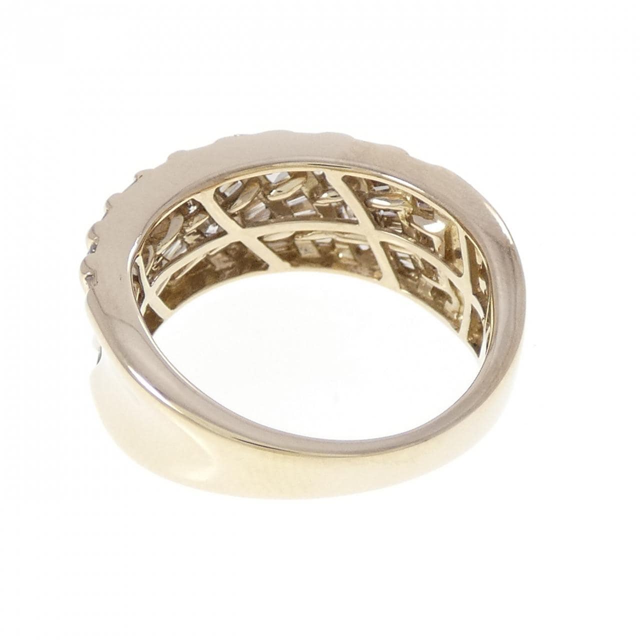 ジーエスティービー ダイヤモンド リング 1.05CT