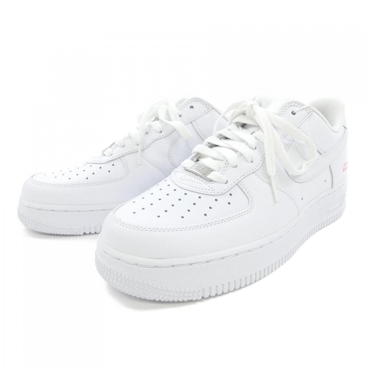 ナイキ NIKE SUPREME スニーカー